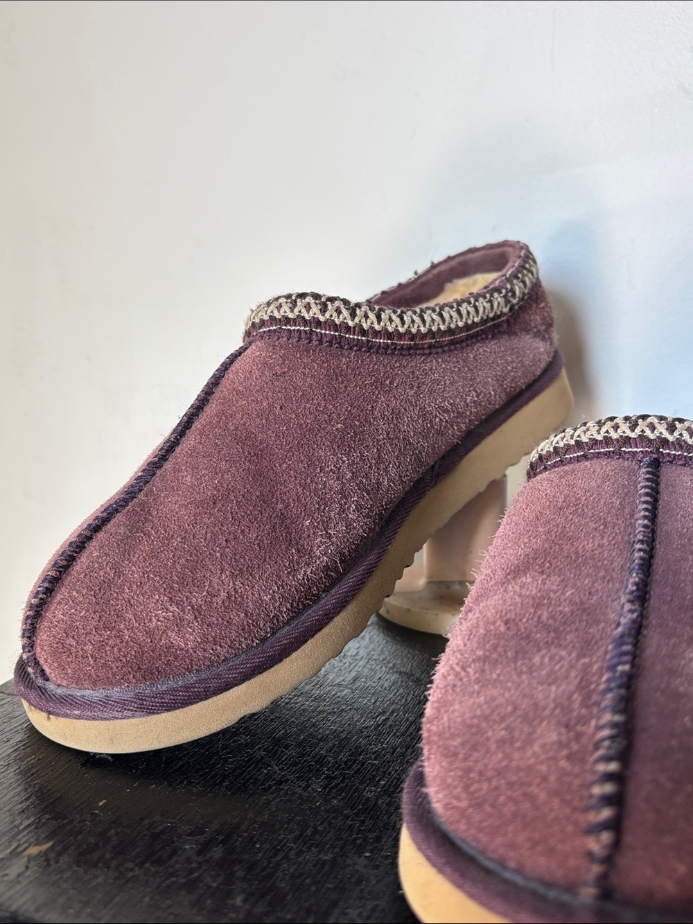 UGG Australia Tasman Slipper in Port Authentic Vintage Size 8